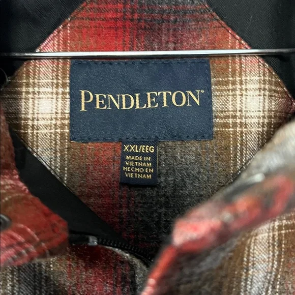 Pendleton Men’s Wool Mix Red and Black Gray Plaid Shirt Jacket- insulated - Picture 2 of 10